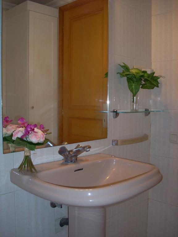 Apartamentos Los Tilos Benasque Exterior photo